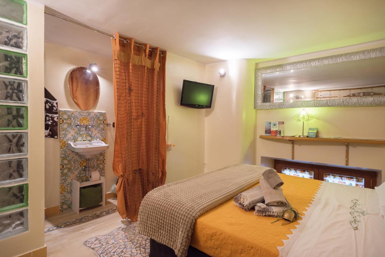 Le Stanze Di Mimi Bed & Breakfast Naples Exterior photo