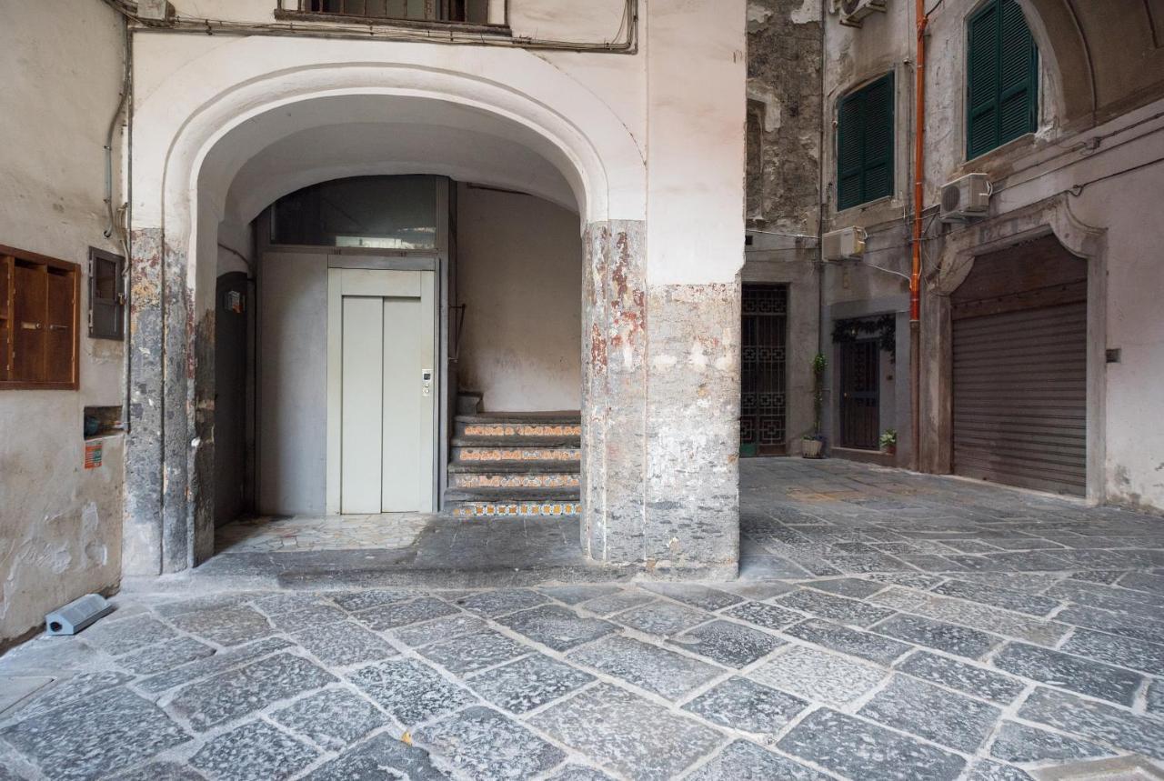 Le Stanze Di Mimi Bed & Breakfast Naples Exterior photo