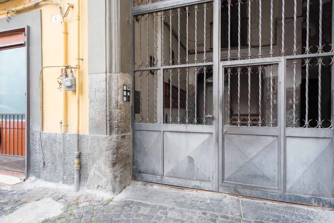 Le Stanze Di Mimi Bed & Breakfast Naples Exterior photo